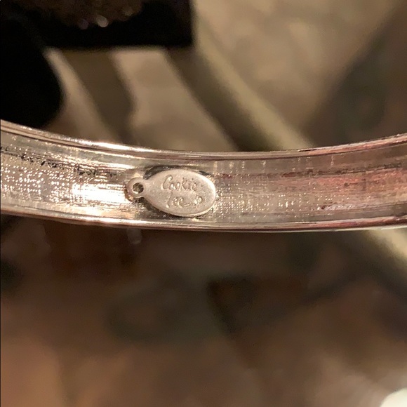 Jewelry - Picture 7 of 8